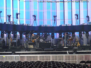 First backstage tour before the Bon Jovi show at the Bell Centre, Quebec, Canada (February 14, 2013)